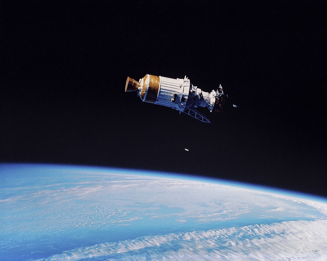 Ulysses drifts serenely above Earth in the moments after deployment on 6 October 1990, 25 years ago, this week. Shortly after this image was taken, the attached Inertial Upper Stage (IUS) and Payload Assist Module (PAM)-S boosters would propel the craft faster than any previous man-made object out of Earth's gravitational clutches. Photo Credit: NASA