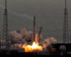 Stunning view of CRS-2 Dragon's spectacular launch on 1 March. Photo Credit: John Studwell