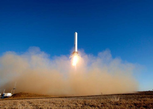 Grasshopper performs a 29 second, 131 foot high test flight on December 17, 2012.  Photo Credit: SpaceX
