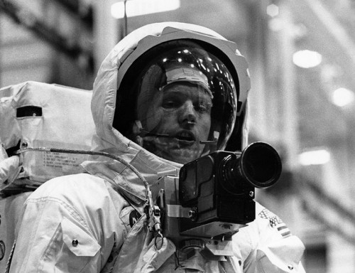 AS-6.12.13-AS11-0419-69H-670 Retro Space Images post of a NASA photo of Apollo 11 Commander Neil Armstrong posted on AmericaSpace