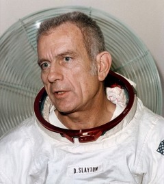 AS-6.13.13-ASTP-563-S75-23429 Retro Space Images post of NASA photo of Apollo astronaut Deke Slayton posted on AmericaSpace