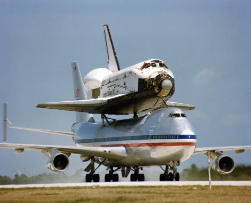 Columbia 747 KSC Arrival Image Credit Tom and Mark Usicak posted on AmericaSpace