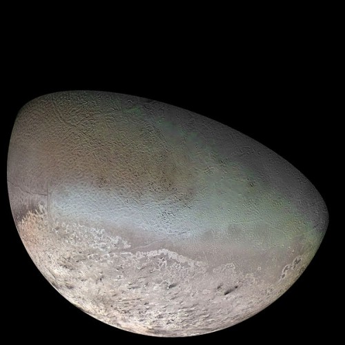 Triton image credit NASA Neptune's largest moon. Triton, seen here in an image from the Voyager 2 flyby, is thought to be a captured Kuiper Belt Object. Credit: NASA. posted on AmericaSpace