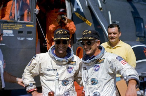 GT11-424-S66-50752-9.15.66 Retro Space Images NASA Gemini Pete Conrad Dick Gordon posted on AmericaSpace