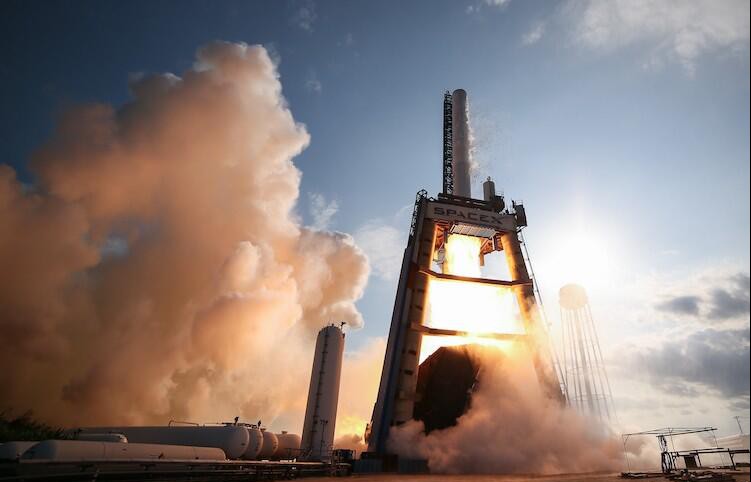 SpaceX-image-of-Falcon-9-engine-test-firing-launch-pad-Texas-posted-on-AmericaSpace