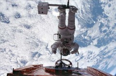 In February 1995, Mike Foale became the first person of British nationality to perform an EVA. Photo Credit: NASA