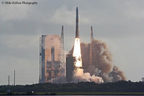 The launch of GPS IIF-3 in October, 2012, when the problem with the RL-10B2 engine was encountered.  Photo Credit: Mike Killian