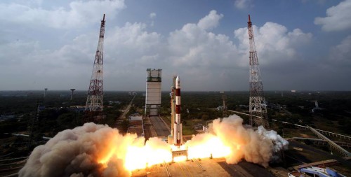 India's reliable Polar Satellite Launch Vehicle (PSLV) lofts the Mars Orbiter Mission (MOM) at 2:38 p.m. IST Tuesday, 5 November. Photo Credit: ISRO