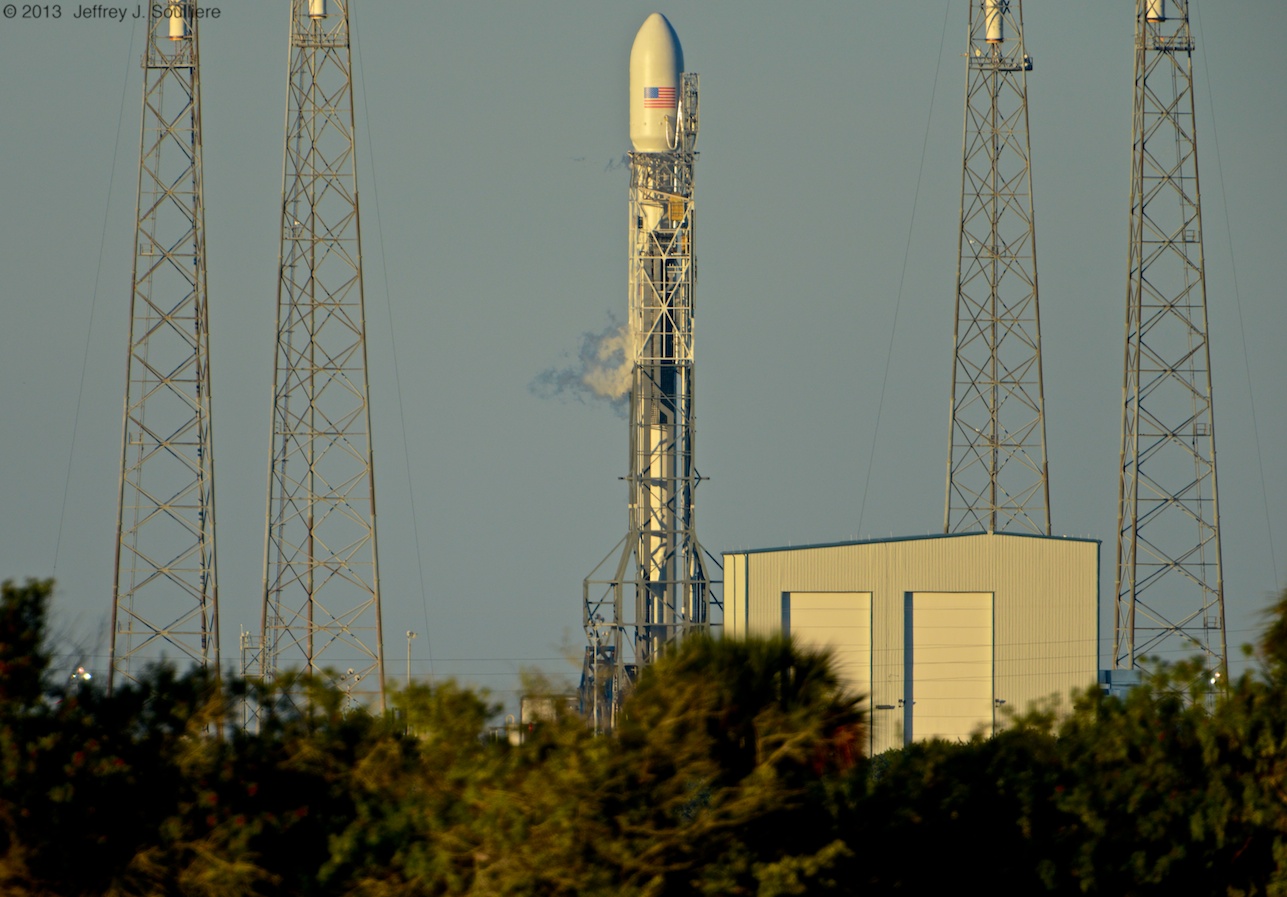Awaiting for the moment of launch! Falcon 9 v1.1  Photo Credit:©2013 Jeffrey J. Soulliere