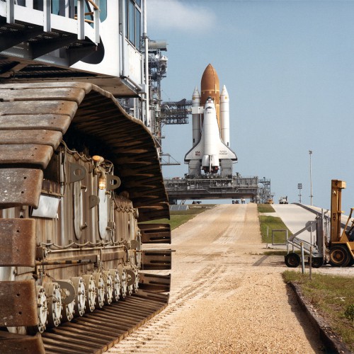 Pictured from the perspective of the departing crawler, the 41C stack has just been deposited on Pad 39A in March 1984. Photo Credit: SpaceFacts.de