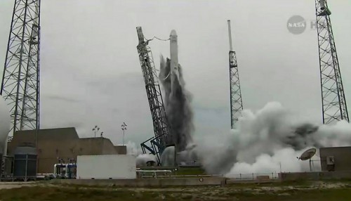 Despite gloomy skies and the ever-present risk of active weather systems in the Cape Canaveral area, the CRS-3 launch attempt proceeded smoothly and SpaceX "threaded the needle" with an "instantaneous" launch to the ISS. Photo Credit: SpaceX, with thanks Mike Killian