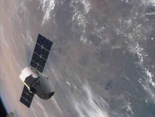 Spectacular view of Dragon during final rendezvous operations, high above Central Africa. Photo Credit: NASA TV