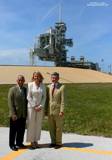 NASA Administrator Charlie Bolden (left), SpaceX President and COO Gwynne Shotwell (center), and Kennedy Space Center Director Bob Cabana (right) pose for photos after announcing a new lease agreement for SpaceX to put historic launch complex 39A to use again. Photo Credit: RocketSTEM / Sherry Valare