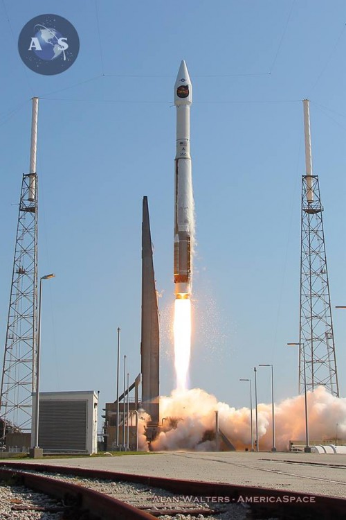 A ULA Atlas-V rocket launching a classified payload for the U.S. National Reconnassiance Office  May 22, 2014 from Cape Canaveral, FL. Mission NROL-33. Photo Credit: Alan Walters / AmericaSpace 