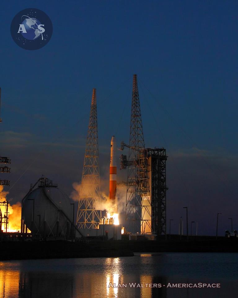 A Delta IV Medium+ (4,2) booster launches the GPS IIF-6 mission in May 2014. A similar vehicle will deliver GPS IIF-9, later this week. Photo Credit: Mike Killian/AmericaSpace