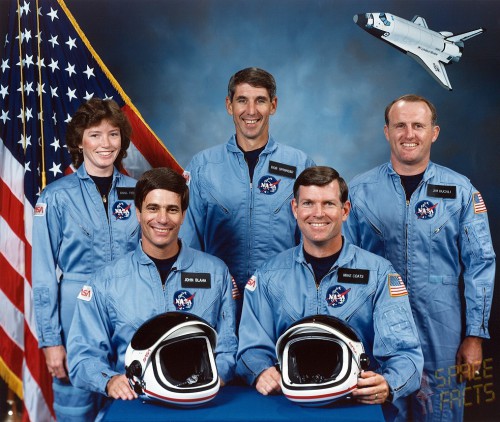 The "core" of the 61H remained together well into the spring of 1988, supporting two extended-duration simulations together. Seated are John Blaha (left) and Mike Coats, with Anna Fisher, Bob Springer and Jim Buchli standing. Photo Credit: NASA/Joachim Becker/SpaceFacts.de