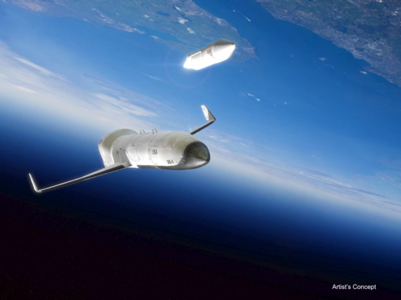 Artist’s concept of DARPA Experimental Spaceplane XS-1 deploying satellites to low-Earth orbit. Credit: DARPA 