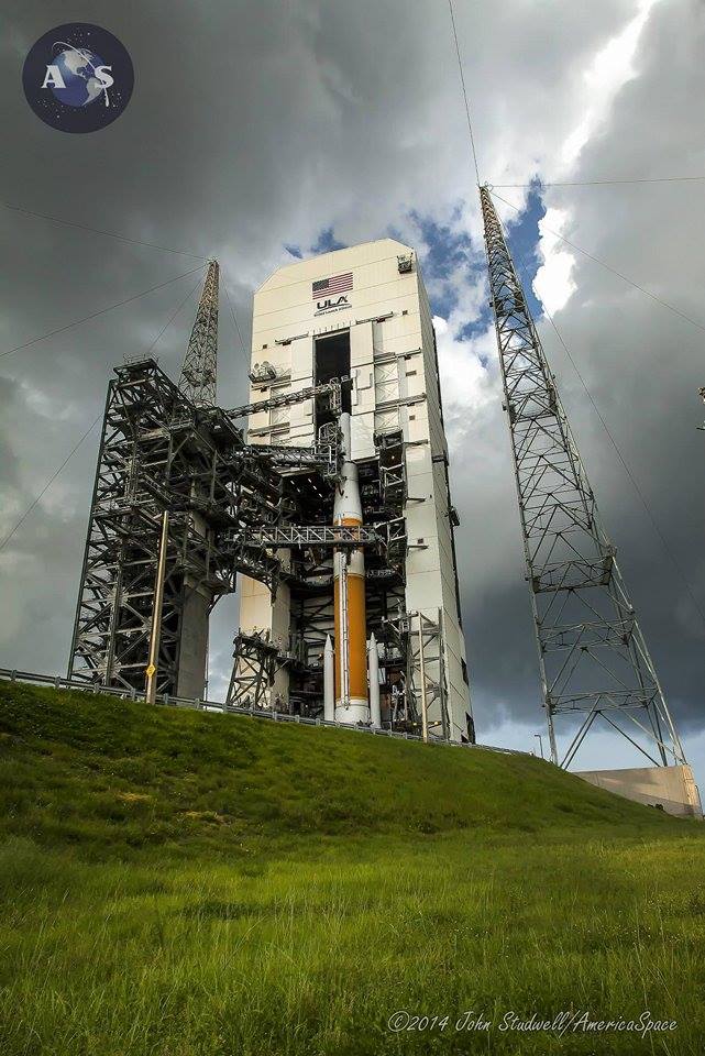 The Delta IV undergoes preparations prior to retraction of the Mobile Service Tower (MST). Photo Credit: John Studwell/AmericaSpace