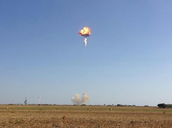 A SpaceX F9R prototype rocket exploded during a flight test in the skies over Texas on Friday, August 22 when an anomaly was detected in-flight. Photo Credit: Amanda Spence 