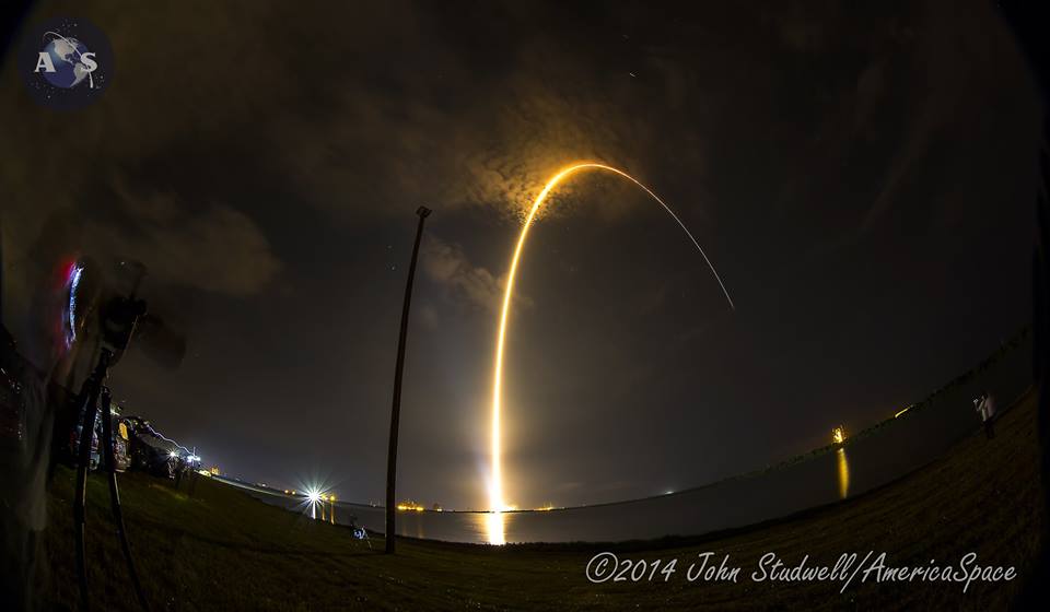 Stunning perspective of the Atlas V launch, carrying the Global Positioning System (GPS) IIF-7 satellite into orbit. Photo Credit: John Studwell/AmericaSpace
