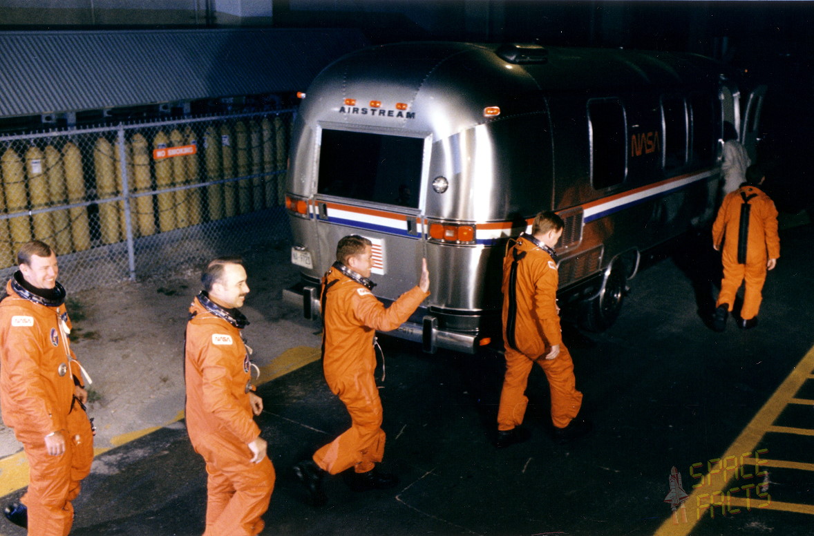 The STS-28 crew departs the Operations & Checkout Building, bound for the pad and Columbia on the morning of 8 August 1989. Left to right are Mark Brown, Jim Adamson, Dave Leestma, Dick Richards and Brewster Shaw. Photo Credit: Joachim Becker/SpaceFacts.de