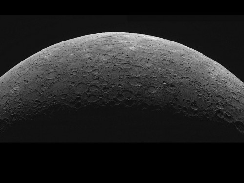 A mosaic of two different images of Mercury's southern hemisphere limb.