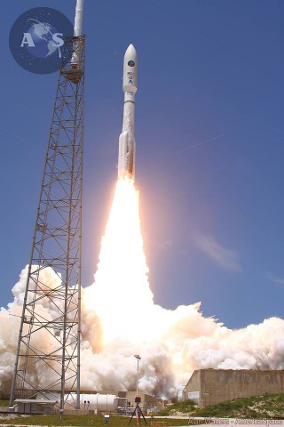 The most recent Atlas V 541 spears for orbit in April 2014 from Cape Canaveral Air Force Station, Fla., bearing the NROL-67 payload for the National Reconnaissance Office. Photo Credit: Alan Walters/AmericaSpace