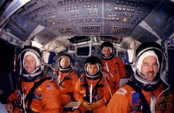 Pictured in the flight deck simulator, the STS-36 crew consisted of (from left) John Casper, Pierre Thuot, Dave Hilmers, Mike Mullane and John "J.O." Creighton. Photo Credit: NASA, via Joachim Becker/SpaceFacts.de