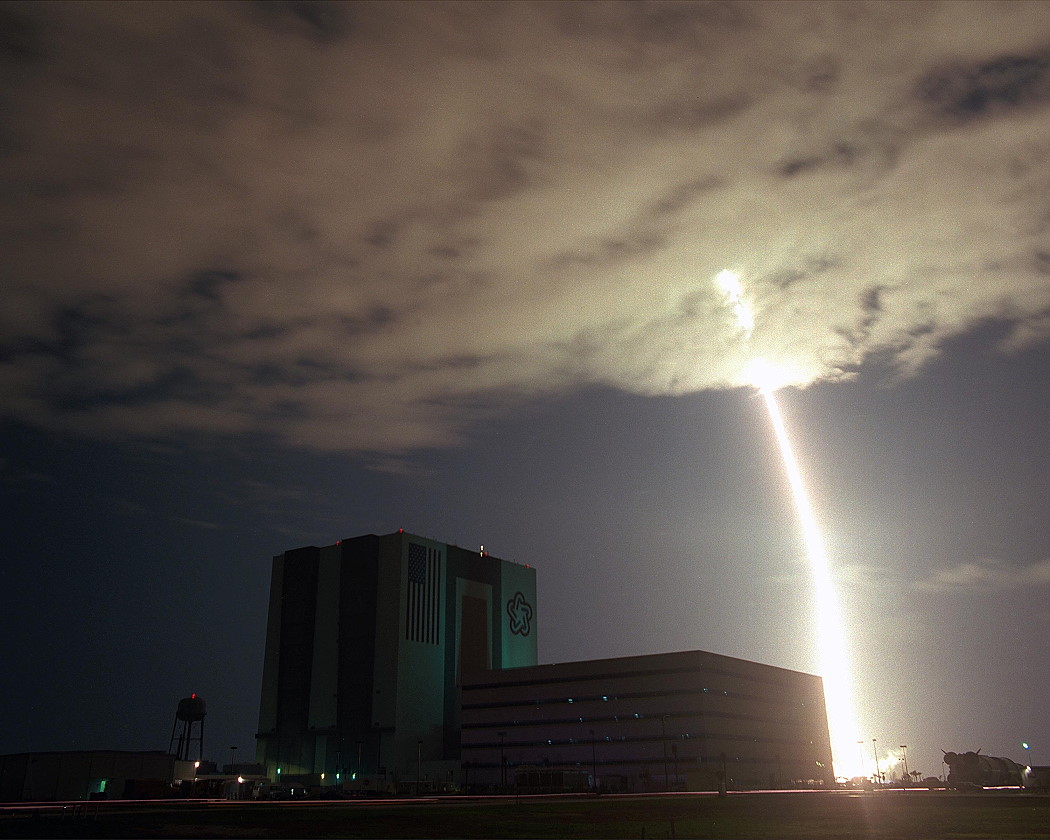 Atlantis rockets into the night on 28 February 1990, headed for the shuttle's first "dogleg" maneuver and the highest orbital inclination ever attained by a U.S. piloted spacecraft. Photo Credit: NASA, via Joachim Becker/SpaceFacts.de