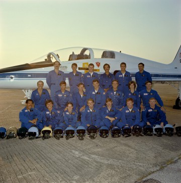 The ninth group of astronaut candidates, selected by NASA in May 1980. Mike Smith stands in the back row, second from the right. Photo Credit: NASA, via Joachim Becker/SpaceFacts.de