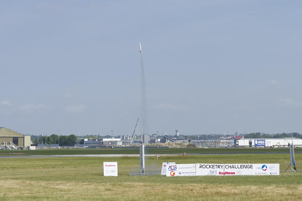 The U.S. team from Russellville, Ala., launches their rocket for a winning flight score of 49.53 against the French and British teams. Photo Credit: Raytheon