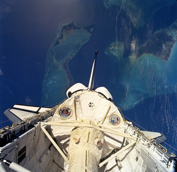 STS-50 was midway through a record-setting 14-day mission for the shuttle program on 4 July 1992, when its crew became the second group of U.S. spacefarers to welcome Independence Day from low-Earth orbit. Photo Credit: NASA, via Joachim Becker/SpaceFacts.de