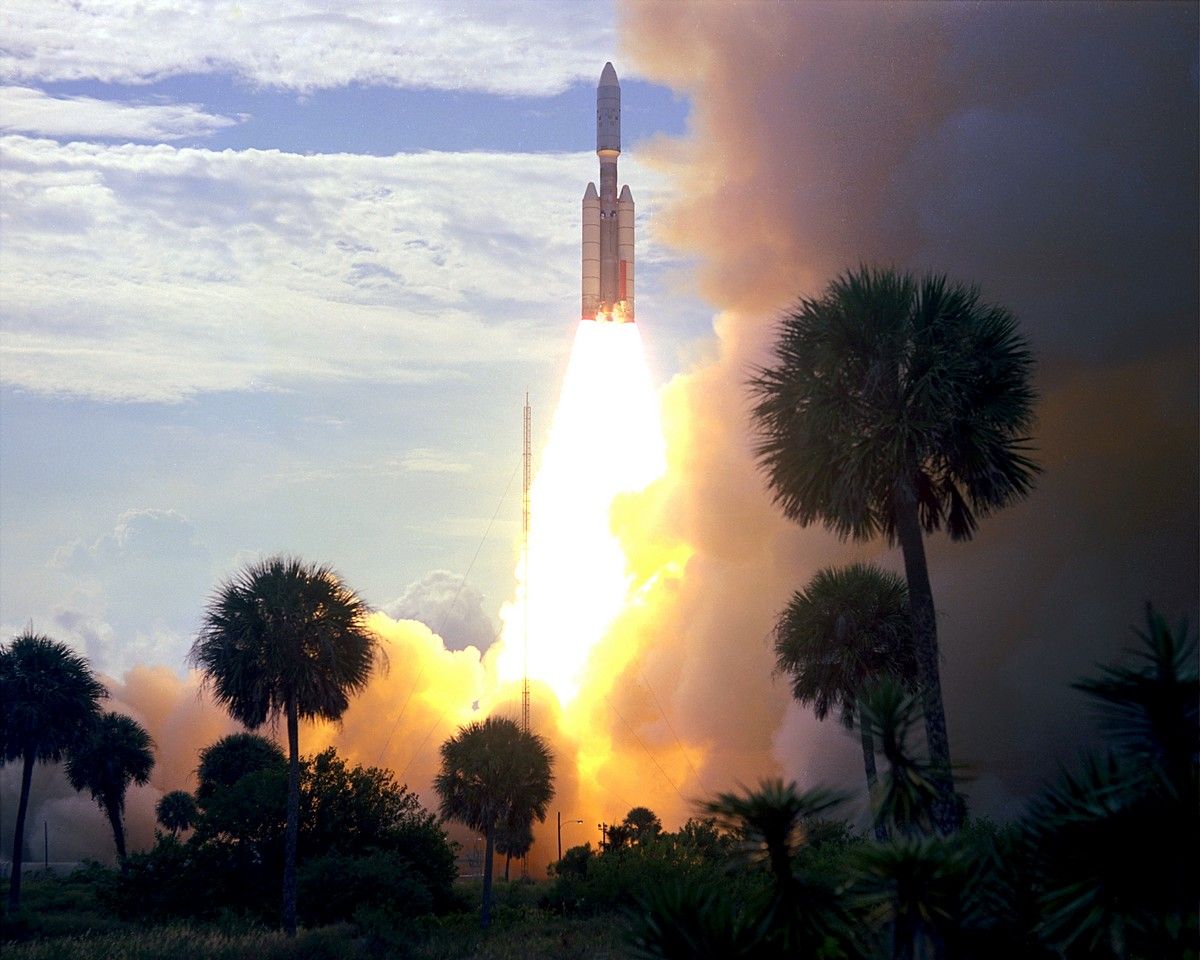 Viking 1 roars away from Space Launch Complex (SLC)-41 on 20 August 1975, 40 years ago, today. Photo Credit: NASA
