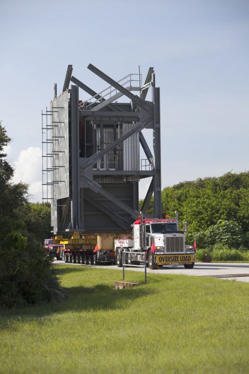 Boeing ULA Starliner Crew Access Tower