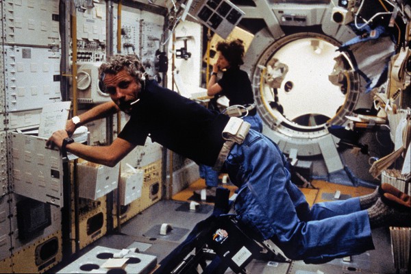 Reinhard Furrer and Bonnie Dunbar at work inside the Spacelab module. Photo Credit: NASA, via Joachim Becker/SpaceFacts.de