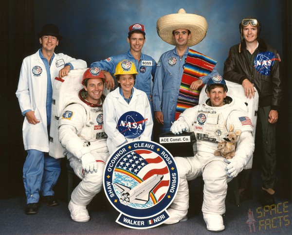 Unofficial portrait of the 61B crew. From left to right are Charlie Walker, Jerry Ross, Mary Cleave, "Boss" Brewster Shaw, Rudolfo Neri Vela, Woody Spring and Bryan O'Connor. Photo Credit: NASA, via Joachim Becker/SpaceFacts.de