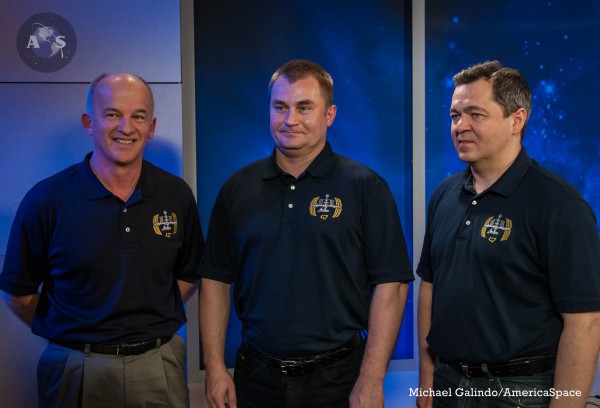 Jeff Williams (left) is presently one of America's most seasoned spacefarers. By the time he returns to Earth in September 2016, he will eclipse Scott Kelly as holder of the record for the longest cumulative time in orbit. Photo Credit: Michael Galindo/AmericaSpace