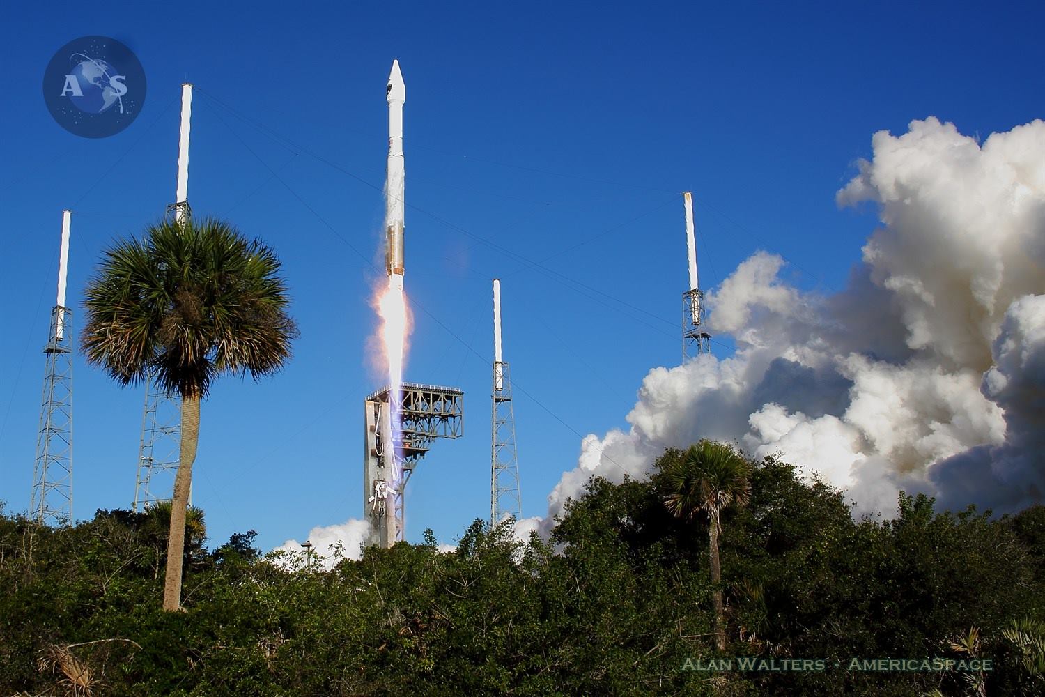 GPS 2F-12 taking flight atop a ULA Atlas-V 401 this morning, Feb 5 2016. Photo Credit: Alan Walters / AmericaSpace