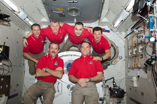 Ford (front right), pictured with the Expedition 34 crew aboard Japan's Kibo laboratory. Photo Credit: NASA