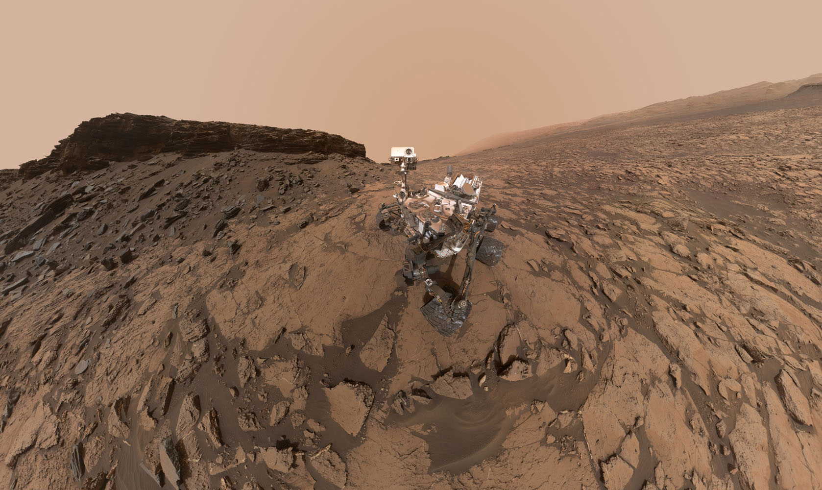 A "self-portrait" of Curiosity at the Quela drilling location at the base of one of the buttes in Murray Buttes. Image Credit: NASA/JPL-Caltech/MSSS