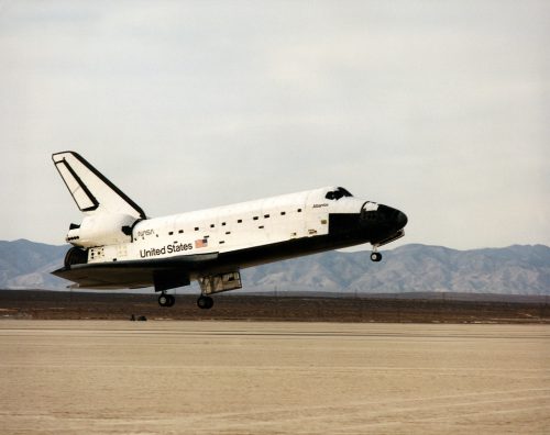 Atlantis becomes the last Space Shuttle to alight on Edwards' dry lakebed, touching down on Runway 5 on 1 December 1991. Photo Credit: NASA, via Joachim Becker/SpaceFacts.de