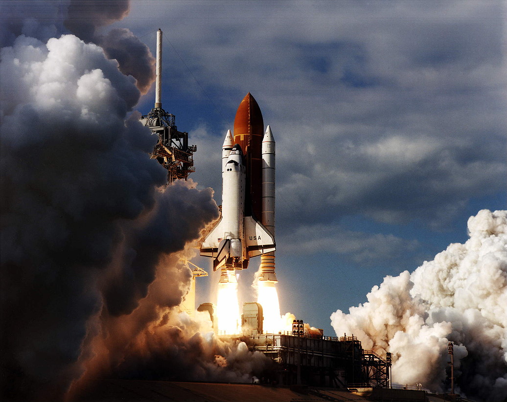 Three-Spacecraft Ballet: 20 Years Since the Record-Setting Mission of STS-80  (Part 1) - AmericaSpace