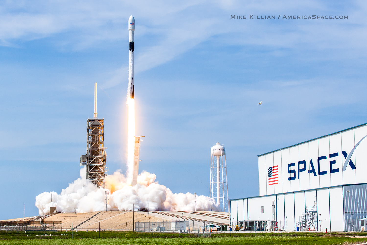 SpaceX Launches New Falcon 9 ‘Block 5’ with Bangabandhu-1, Nails 25th Landing ...