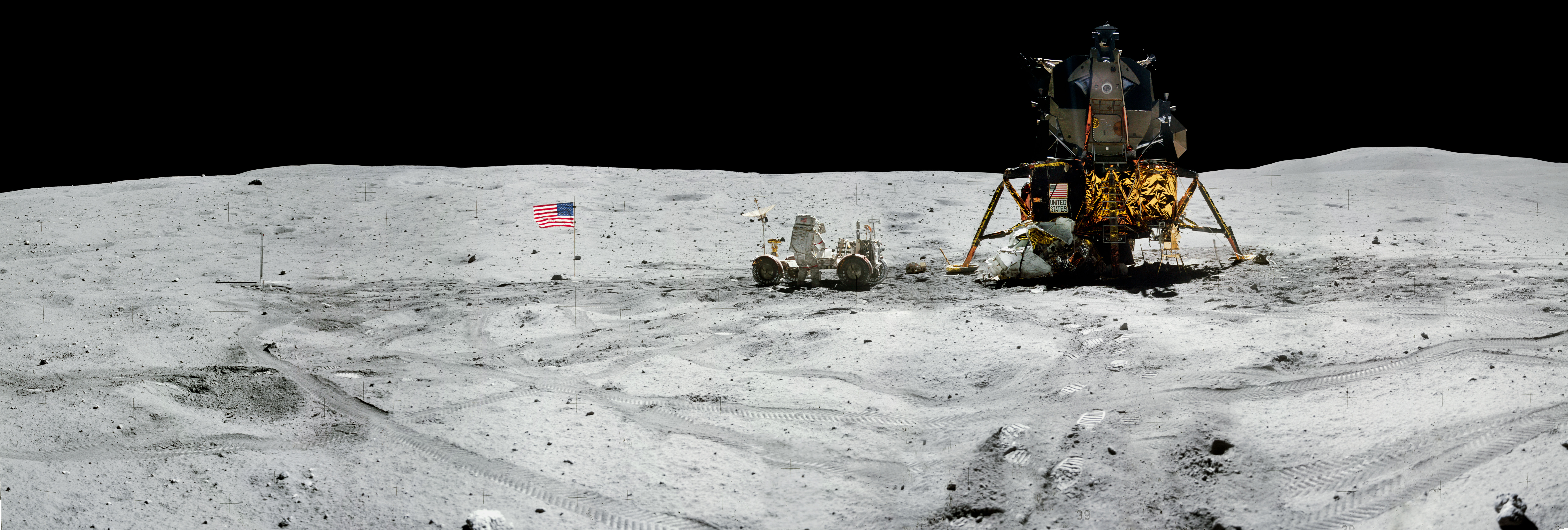 Корабль на поверхности луны. Миссия Аполлон 11. Аполлон-11 фото. Аполлон 16 на Луне 1972. Апполо 11 на Луне.